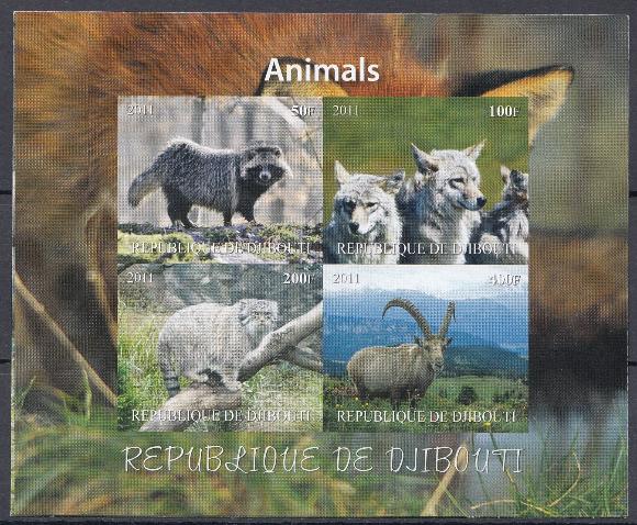 Фауна. Республика Джибути 2011 год. Блок Б/З. Енот. Волки. Лесной кот.
